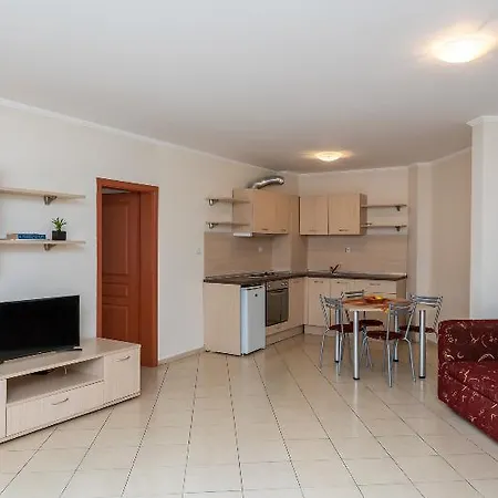 D&s - Severina 阳光海滩