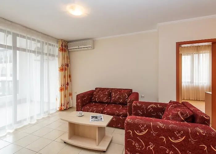 Хотел северина 3*