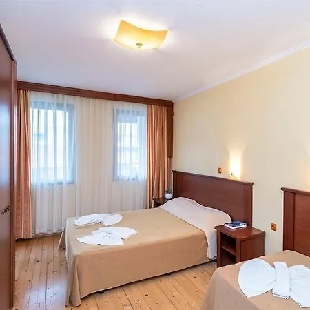 Hotel D&s - Severina 3*